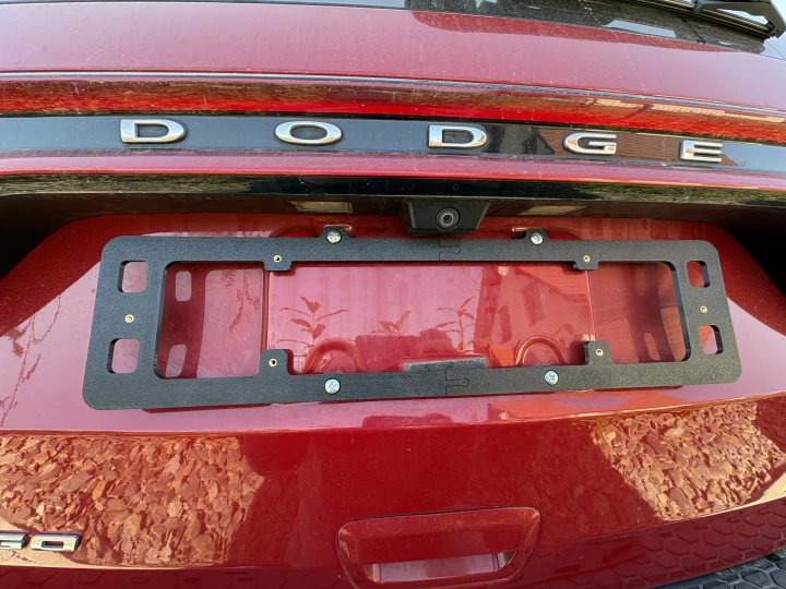 Dodge Durango - Ramka pod rejestrację tył