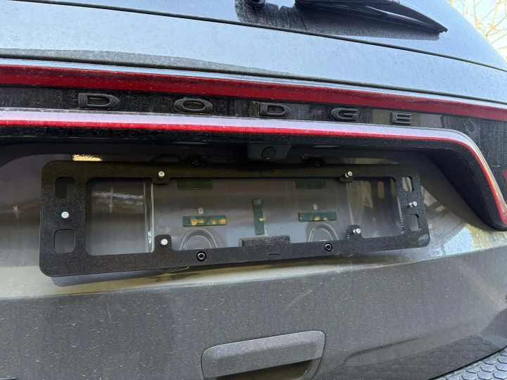 Dodge Durango - Ramka pod rejestrację tył