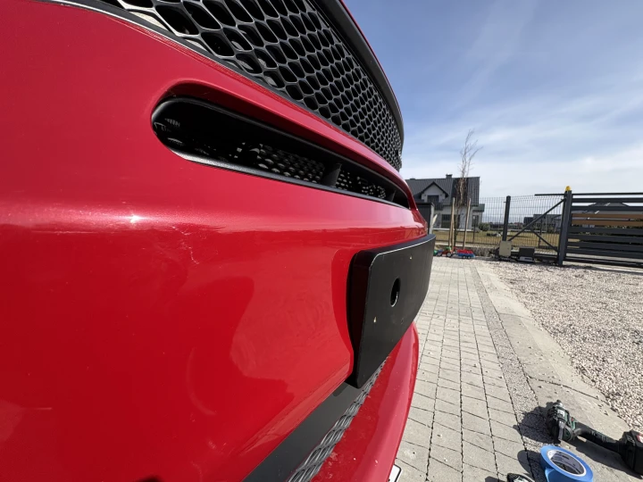 Dodge Durango before facelift - License plate cover - Front